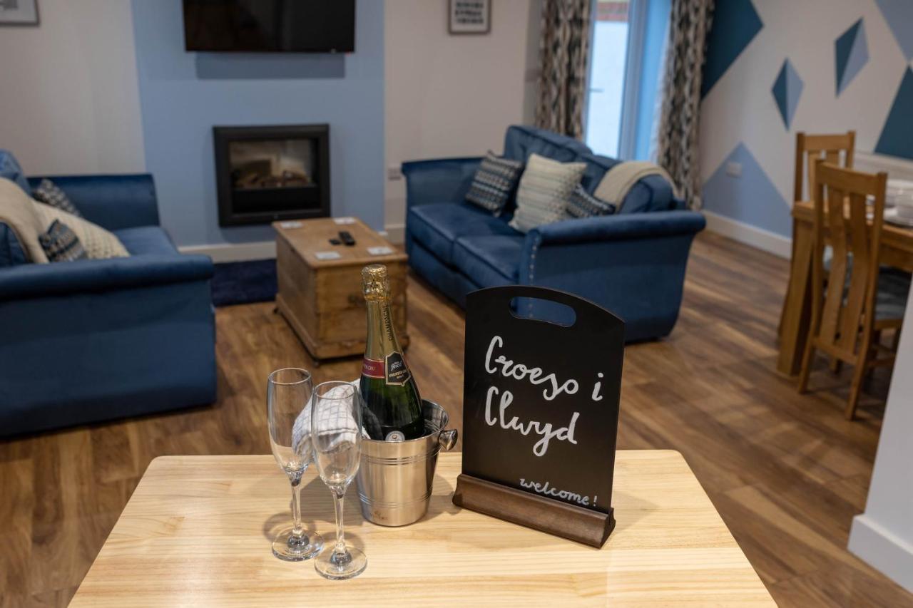 Bodfari Caer Fedwen Barns Clwyd Cottage Two Bed, Barn Conversion With Private Hot Tub מראה חיצוני תמונה